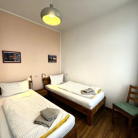 Landeskrone Апартаменты *