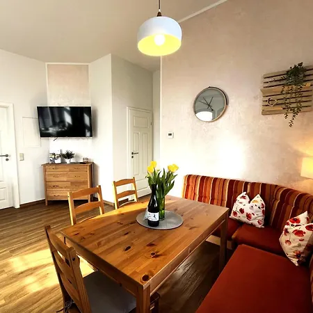 Landeskrone Apartament