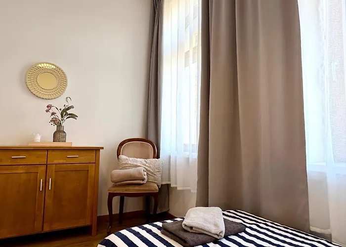 Landeskrone Apartament *